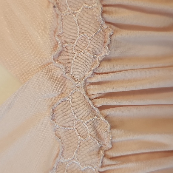 Exquisite Form Pink Champagne V-neckline Slip Dress Size S - Picture 6 of 8